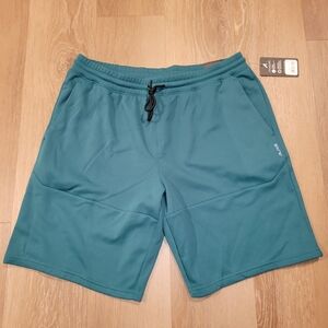 AL1VE Men's Qwick-Dry Athletic Running Shorts Size Large New